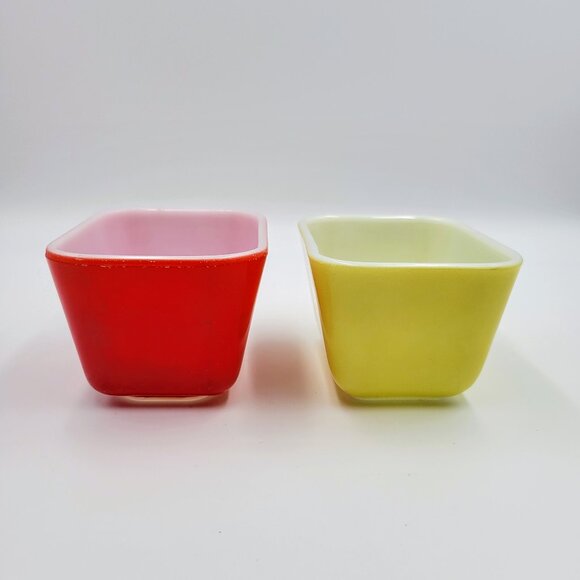 Pyrex Refrigerator Storage Dish Red Yellow Fridgie 501-B Set Of 2 Read - Picture 4 of 11